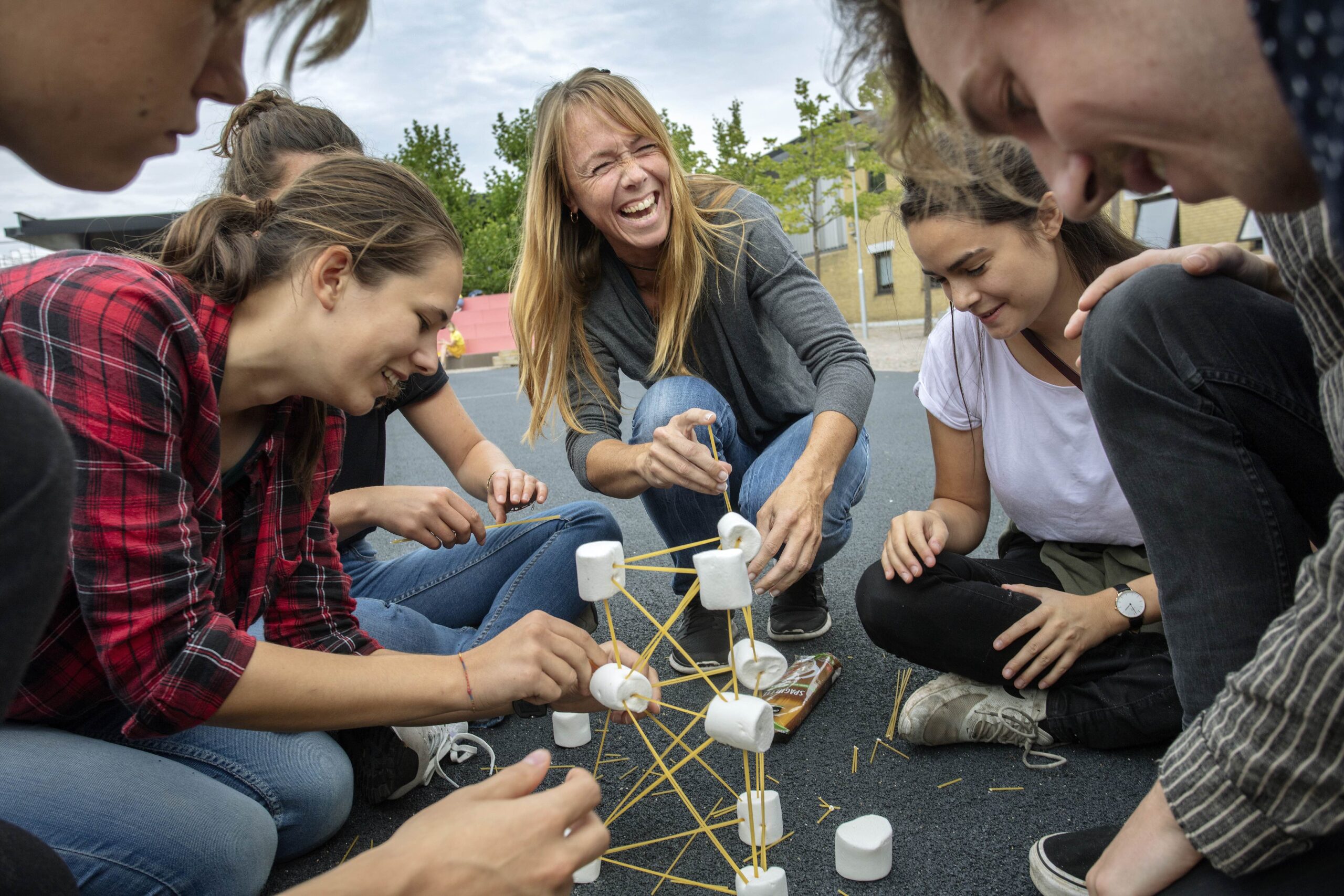 DTU Students in a team building exercise.