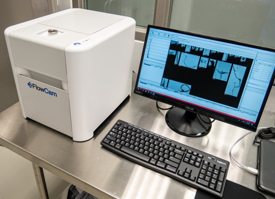 The FlowCam 800, a flow imaging microscope and particle analyzer for microscopic particle and microorganism analysis.