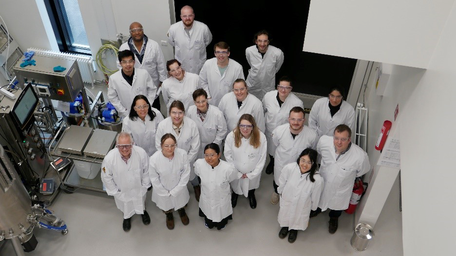 Employees from FUJIFILM Diosynth Biotechnologies participate in the Biomanufacturing Operations and cGMP course at DTU led by Dr. John Woodley.